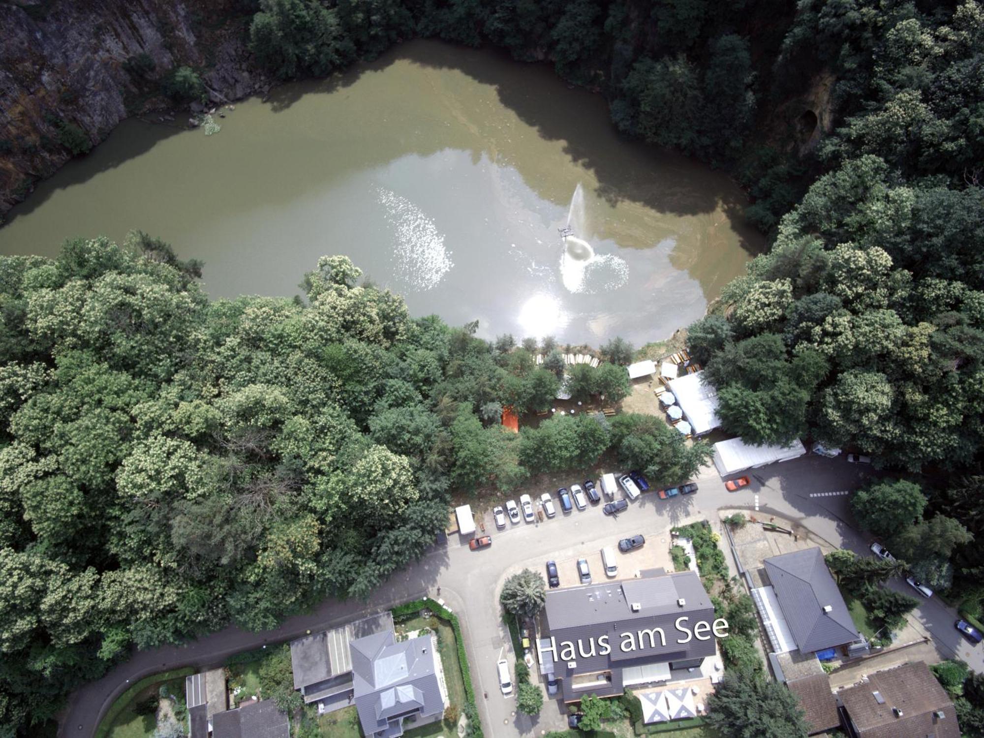 Das Haus Am See Hotell Sinzheim Exteriör bild